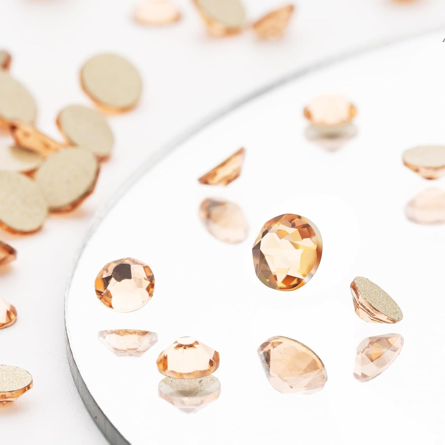Novani Champagne Rhinestones 1440pcs Flat Back Round Rhinestone Style 2088 Sparkly Crystal Gemstones for Nail Art and Crafting SS20,4.6-4.8mm