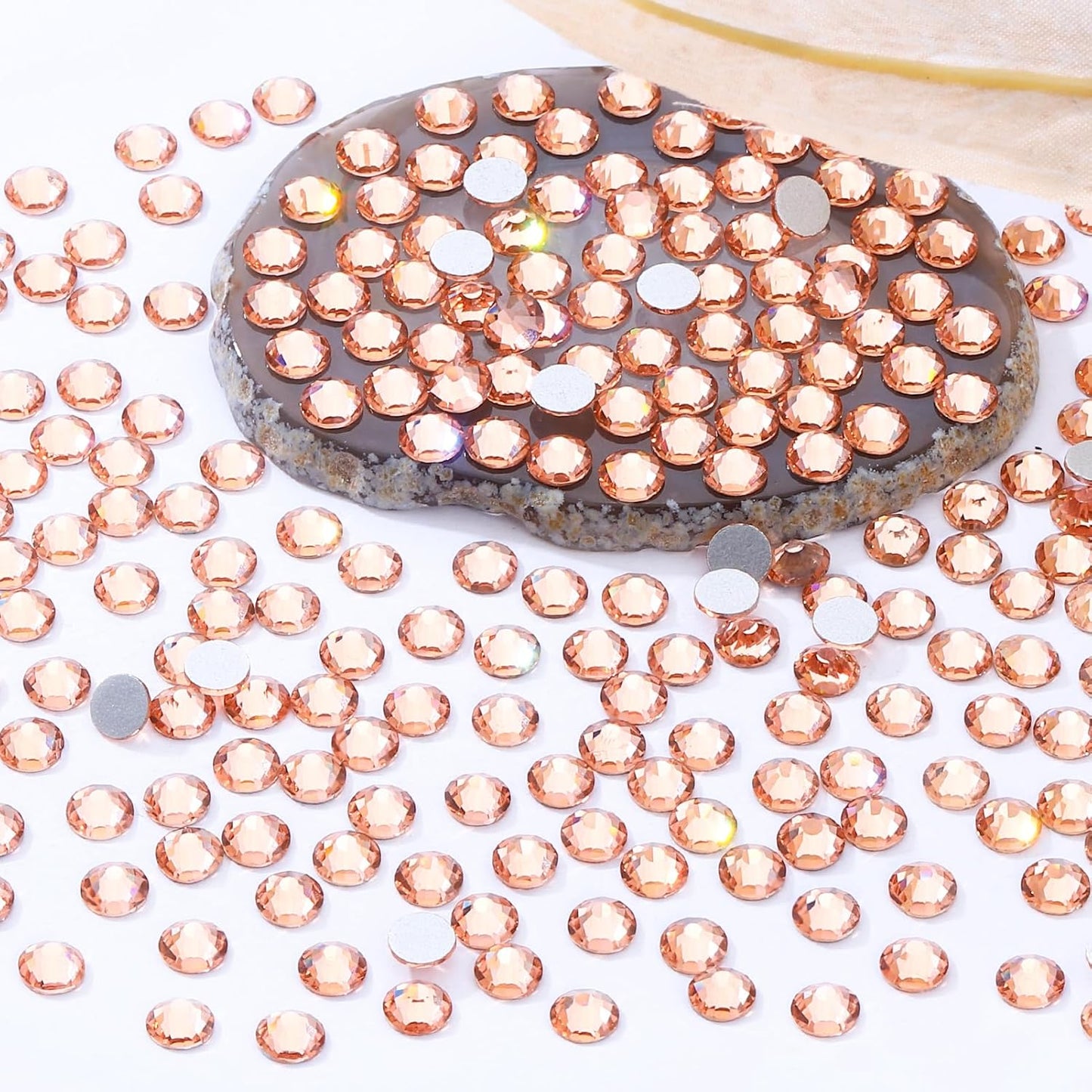 Champagne Flatback Rhinestones, Glass Rhinestones for Nail Art and Craft, Glue Fix, Loose Crystal Gemstones(Champagne, SS30, 576pcs, 6.4-6.6mm)